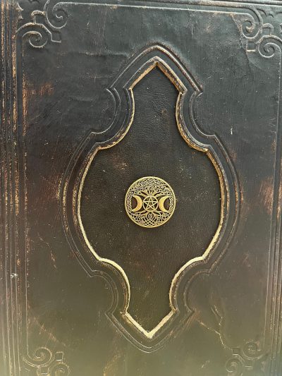 Leather Binder A4 Fantasy 'Triple Godess' Witchcraft, D&D, RPG, Prop, Tome Book Grimoire Blank - Image 8
