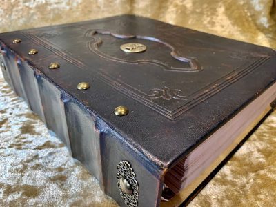 Leather Binder A4 Fantasy 'Triple Godess' Witchcraft, D&D, RPG, Prop, Tome Book Grimoire Blank - Image 2