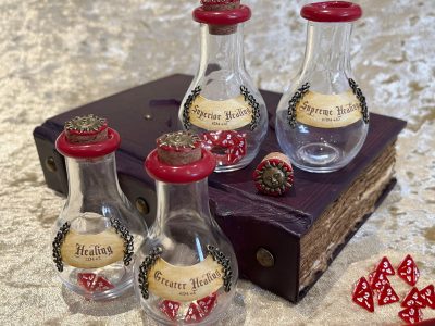 NEW WITH MINI DICE!!! Dungeons and Dragons Ornate Healing Potions for RPG gift games Props magic potion bottles gifts - DnD DnD5