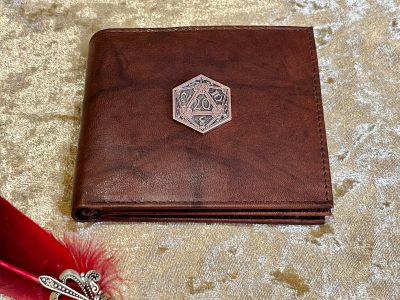 D20 Mens Brown Leather Wallet DnD Gift for Dungeons and Dragons fans