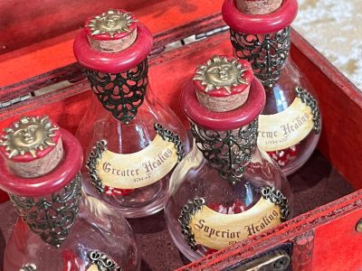 Healing Potion Mini D4 Dice Gift Set - Dungeons and Dragons - Highly Ornate - Image 4