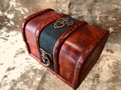 Trinket Chest box and DnD Dice Box for Dungeons and Dragons - Small