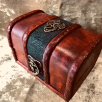 Trinket Chest box and DnD Dice Box for Dungeons and Dragons - Small