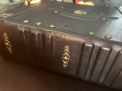 Leather Binder | Tome | Grimoire | Spell Book - A4 LARGE | Fantasy DnD | Witchcraft | blank with Deckled Parchment