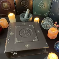 Leather Binder | Tome | Grimoire | Spell Book - A4 LARGE | Fantasy DnD | Witchcraft | blank with Deckled Parchment