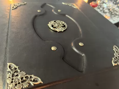 Leather Binder | Tome | Grimoire | Spell Book - A4 LARGE | Fantasy DnD | Witchcraft | blank with Deckled Parchment