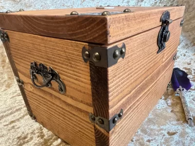 Fantasy Wooden Box Rpg Wood Treasure Chest Dungeons and Dragons Dice Box Chest with metal D20 Crit Coin for DnD gift - Image 6