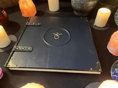 DM Screen Book Crit D20 Coin Story Book Genuine Leather Tome Dungeon Master DM Screen GM Screen Game Master Screen - Image 3