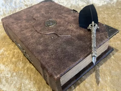Book Box | Fantasy RPG | Dungeons and Dragons | Witchcraft | Genuine Leather | Celtic Triquetra | Dice | Accessory Holder | Christmas gift