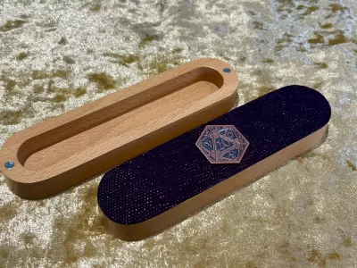 Dice Vault | Dungeons and Dragons | Purple Dragon scale leather on lid | DnD | Rose Gold D20 Badge | Dungeon Gifts RPG Gift - Image 5