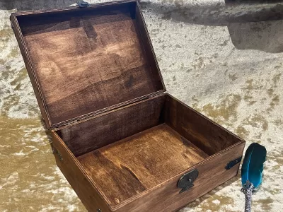Chest Dungeons and Dragons Chest with metal D20 RPG box and DnD Dice Box - Image 8