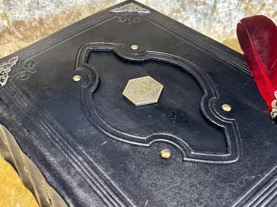D20 Leather Notebook  |  Tome  |  Grimoire  |  Spell Book - A5  |  Fantasy DnD  |  Witchcraft  |  blank with Deckled Parchment - Image 3