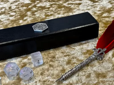 Grade B - D20 Dice box vault for Dungeons and Dragons, Pathfinder, DnD Dice - Rectangular - Vegan Leather - Luxury - Image 3