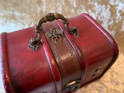 Trinket Chest box and DnD Dice Box for Dungeons and Dragons