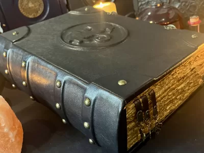 Dragon Leather Notebook | Tome | Grimoire | Spell Book - A4 LARGE | Fantasy DnD | Witchcraft | blank with Deckled Parchment