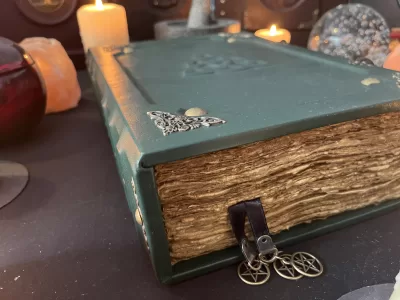 Leather Notebook | Tome | Grimoire | Spell Book - A4 LARGE | Fantasy DnD | Witchcraft | blank with Deckled Parchment