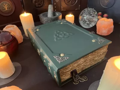 Leather Notebook | Tome | Grimoire | Spell Book - A4 LARGE | Fantasy DnD | Witchcraft | blank with Deckled Parchment