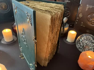 Leather Notebook | Tome | Grimoire | Spell Book - A4 LARGE | Fantasy DnD | Witchcraft | blank with Deckled Parchment