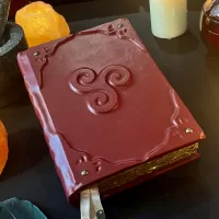 Triskelion Leather Notebook | Tome | Grimoire | Spell Book - A5 | Fantasy DnD | Witchcraft | blank Deckled Parchment